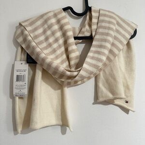 New Tommy Hilfiger Knit Scarf White Beige Stripe 5*80 inches